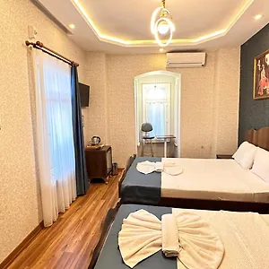 La Vien Old 3*, Istanbul Turkey